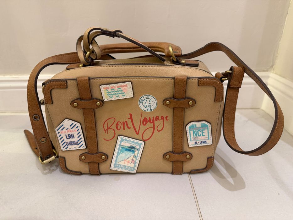 Чисто нова чанта