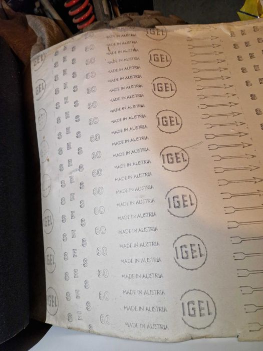 Шкурка на руло IGEL