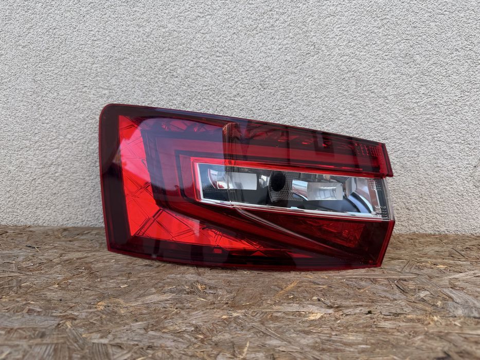 Stop tripla lampa stanga aripa Skoda Superb 3 2015+ Originala