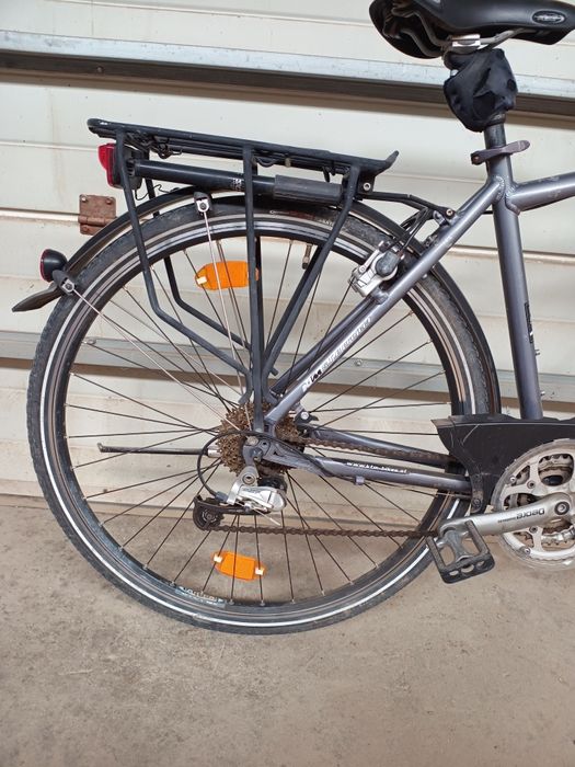Bicicletă KTM cu roți pe 28