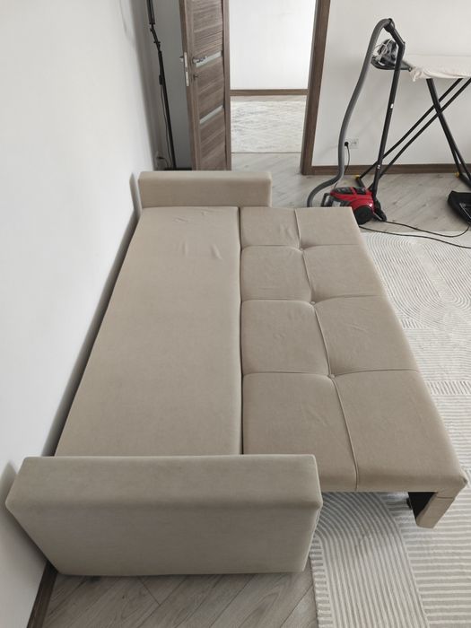 Стильный раскладной диван