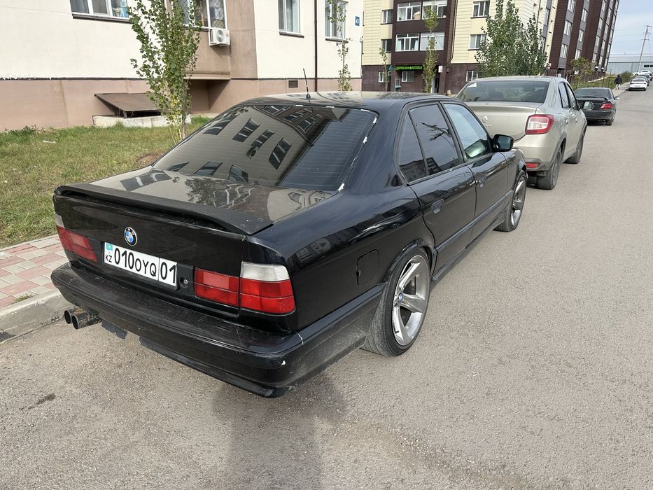 Диски R18 разноширокие