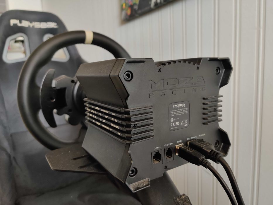 Moza R9 v2 ES wheel