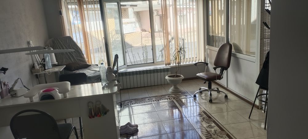 Сдам места в салоне красоты