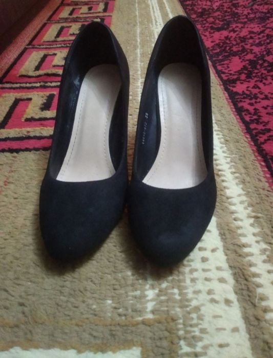 Туфли замшевые импортные 35 размер