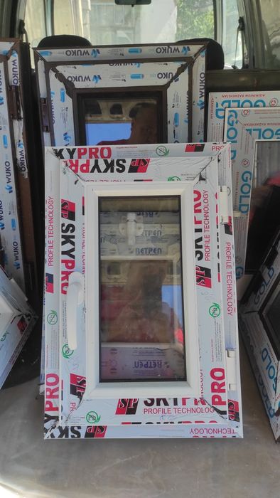 Форточки 40 * 40 . 60 * 40 см.