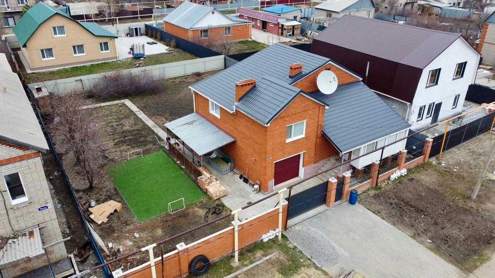 Дом, 188,6м², участок 8 сот.