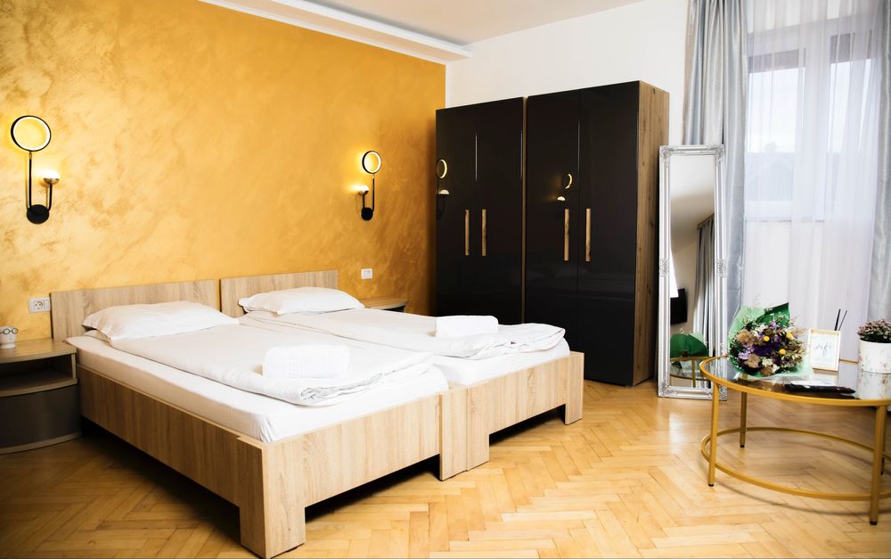 Pensiune Cazare Brasov Central Grupuri Familii Escapada munte ieftin