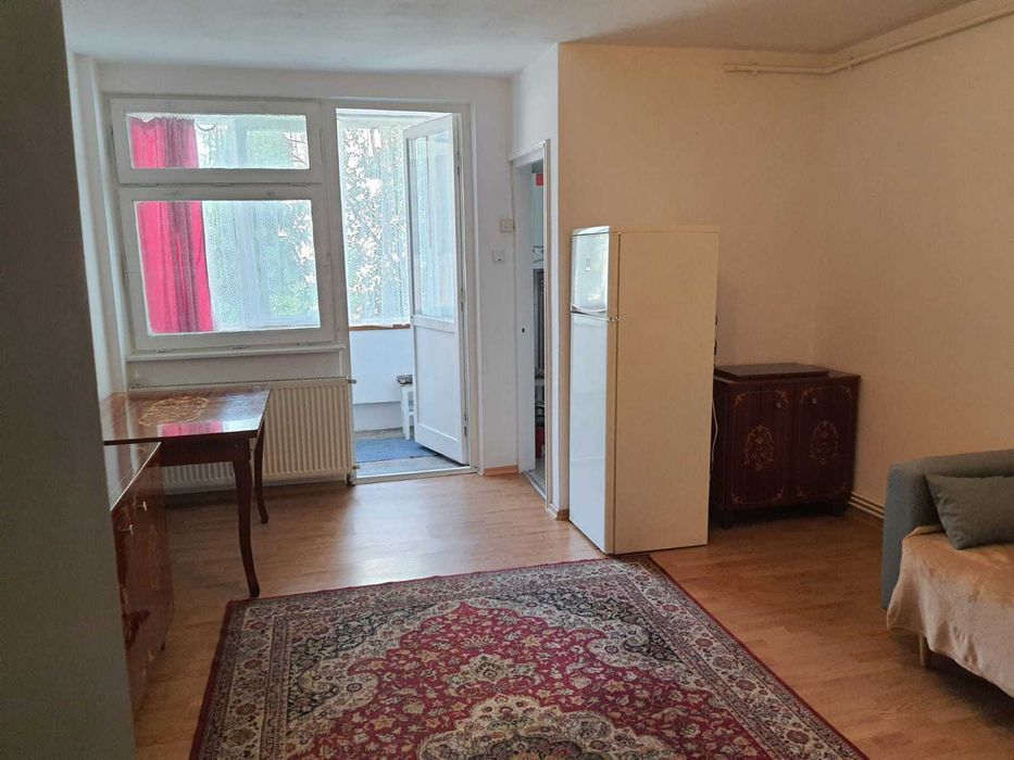Garsonieră de închiriat zona Astra