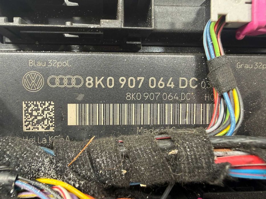 Modul confort BCM2 Audi A4 S4 B8 8K COD: 8K0907064DC 2010 / [2008-2015] / (5B2)