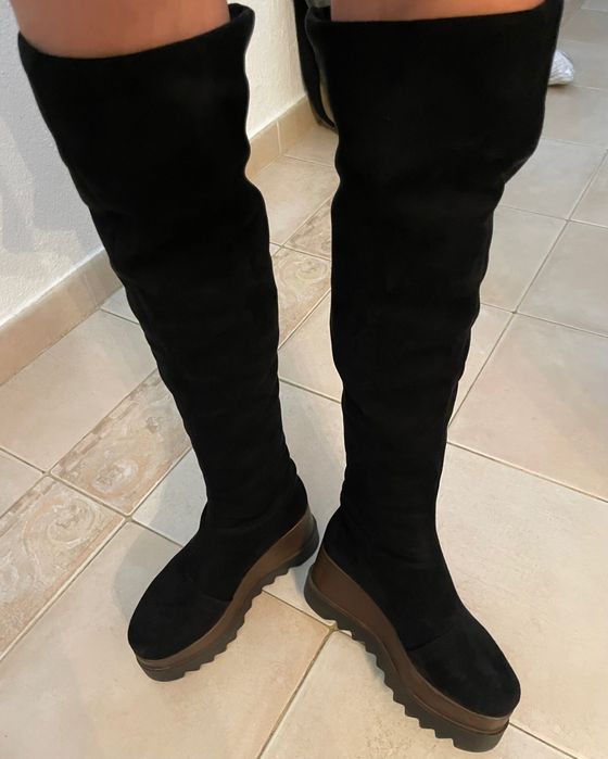 Черни велурени високи ботуши