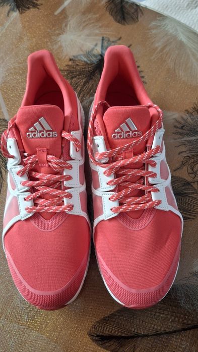 Нови дамски Adidas