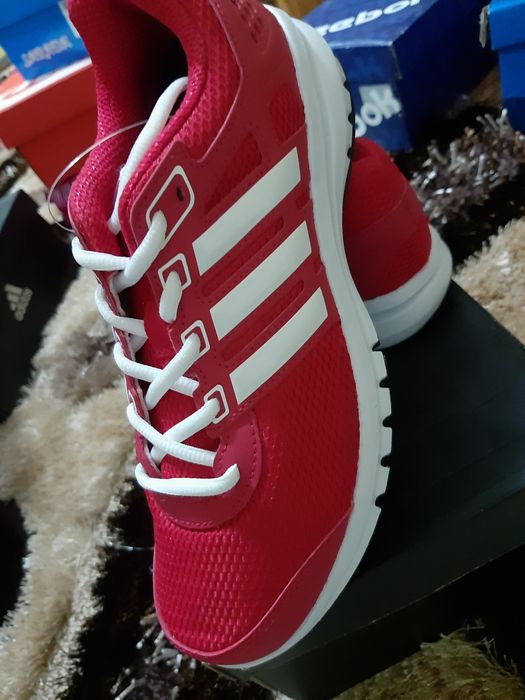 Vând Încălțăminte Sport