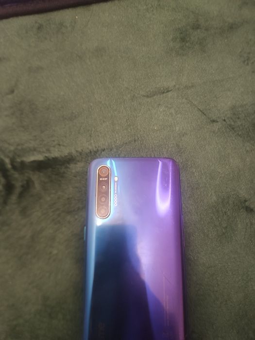 РеалМи XT 8_128 памяти