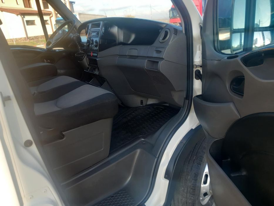 Iveco   2014 model 35c 15