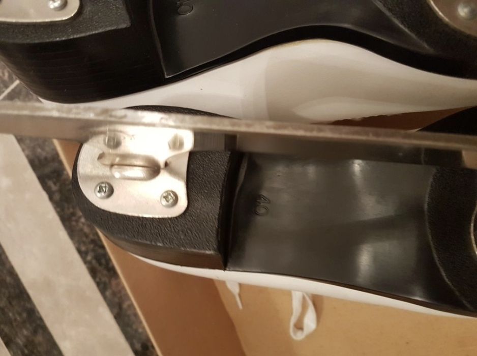 Коньки новые 39,40