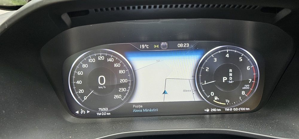 VOLVO XC40 2021 — imagine 5