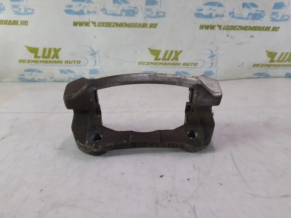 Suport etrier stanga fata Dacia Spring 1 (facelift) (2022 - 2024) 4DB401