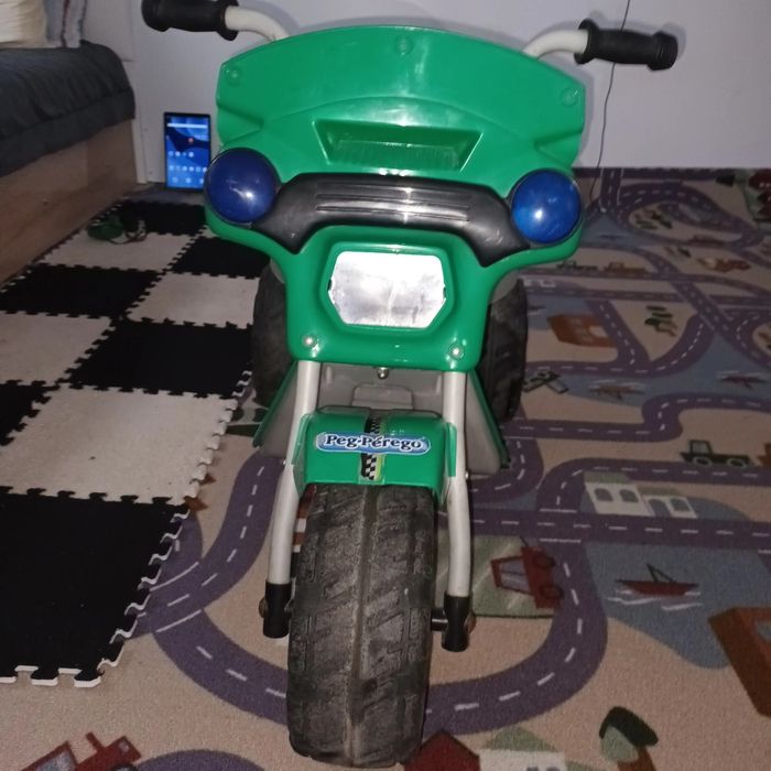 Моторче детско  на ботерия