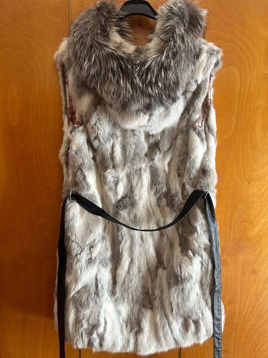 Дамски елек от заешка кожа