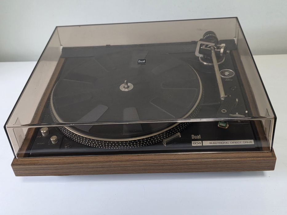 Легендарен грамофон Dual CS 604 – Direct Drive с доза DMS 240 E / Произведен в Германия