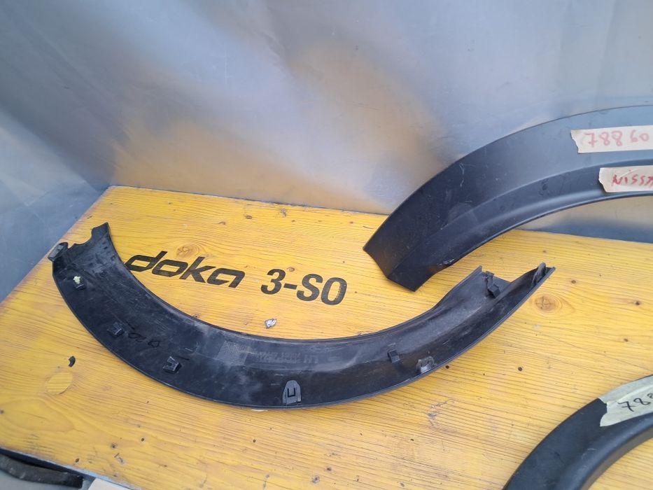 Лайсна калник Nissan Juke F15  F16