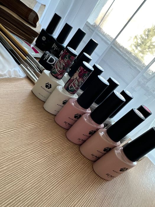 Гель лаки, базы, кисти