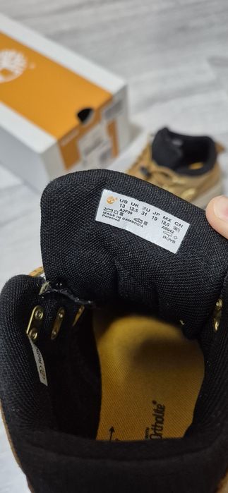 Тёплая детская обувь.