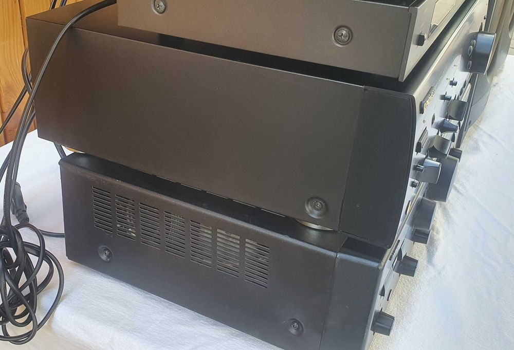 Technics,Pioneer 2 statii si 2 pick-up in stare top, din Germania