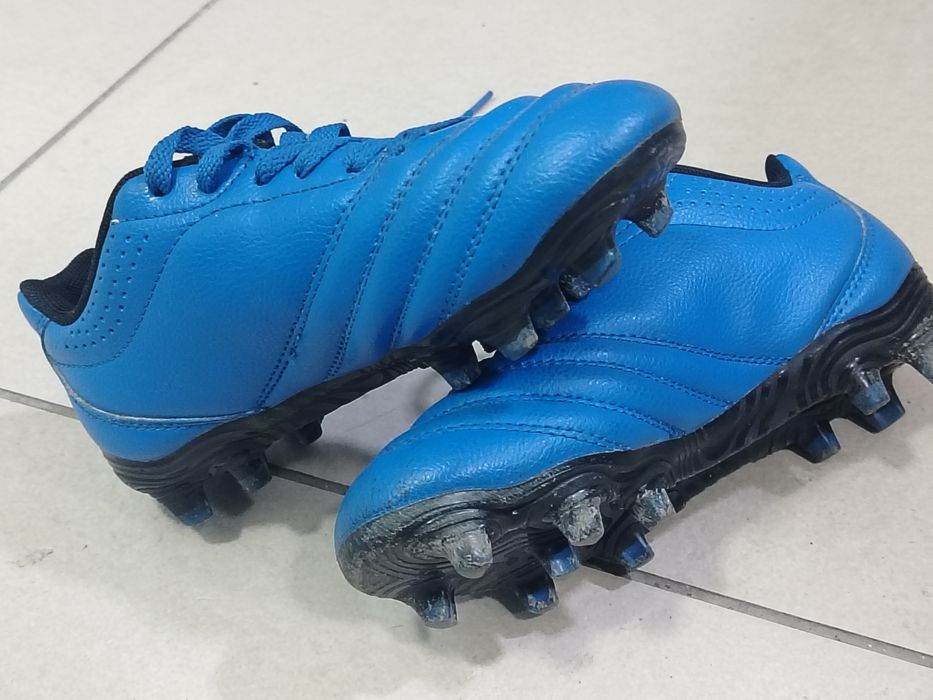 Детский бутсы для футбола