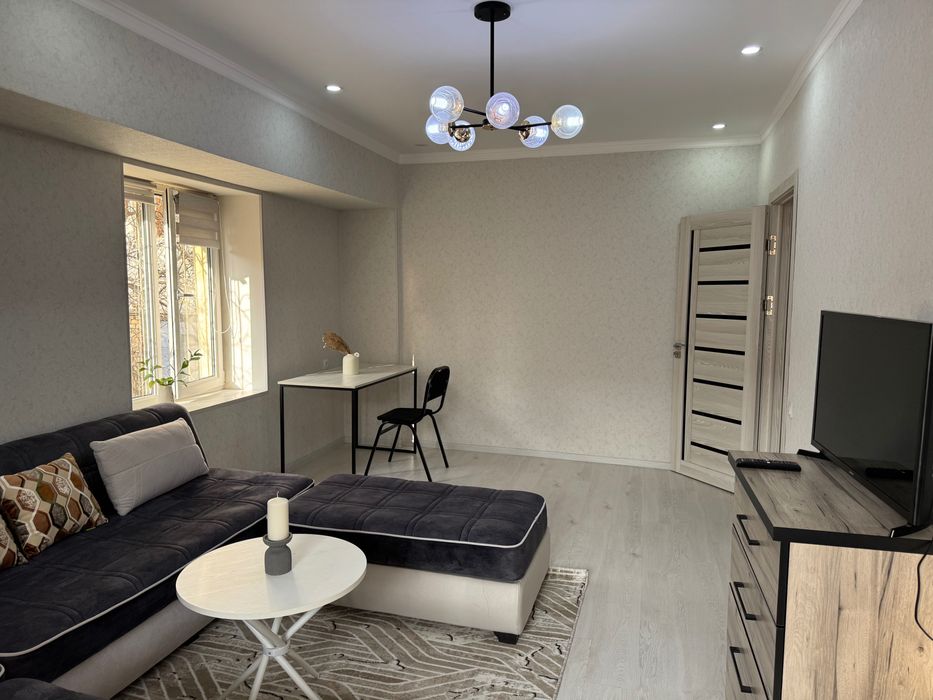 Сдаётся Своя Квартира на Ц 4 1в2/2/4