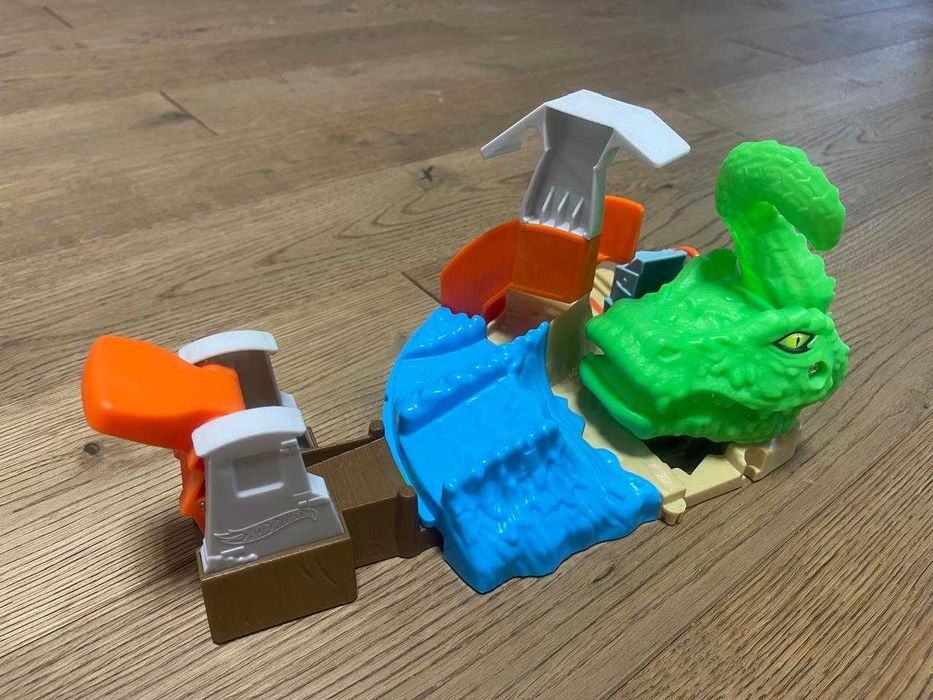 Наборы Hot Wheels  в хорошем состоянии