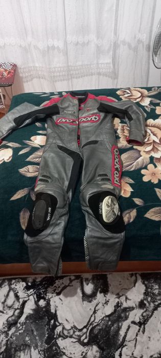 Пистов екип цял 54 номер