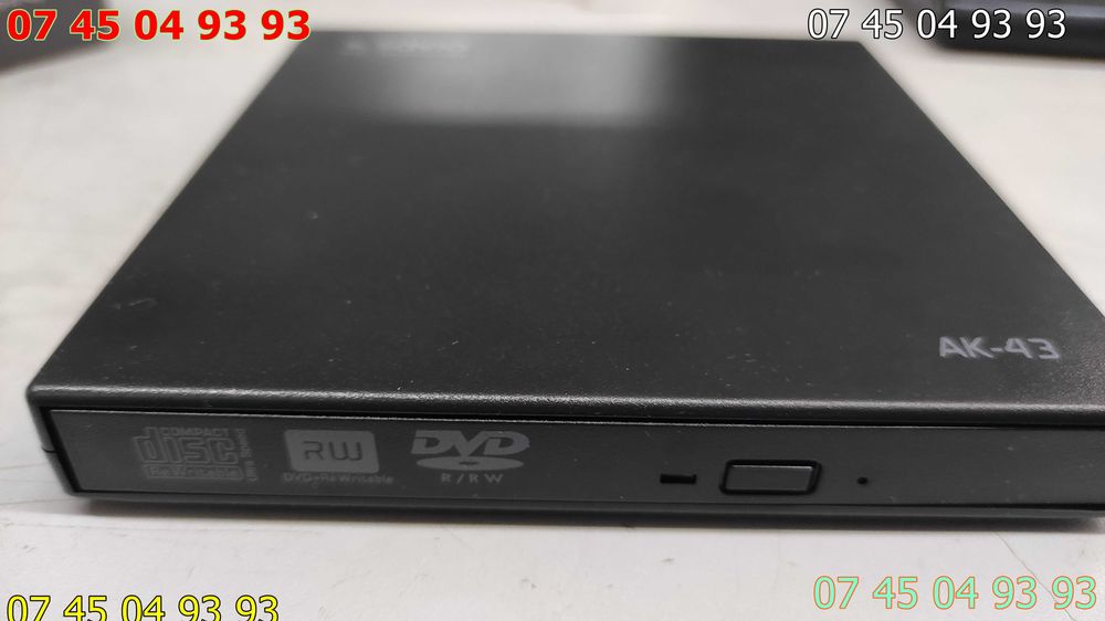 Unitate optica externa dubla alimentare usb model SAVIO