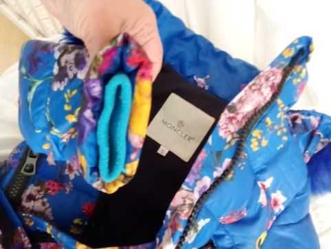 Ново яке Moncler момиче  3/4 г. -89.90 лв.