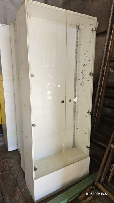 Продам шкафы, тумбы