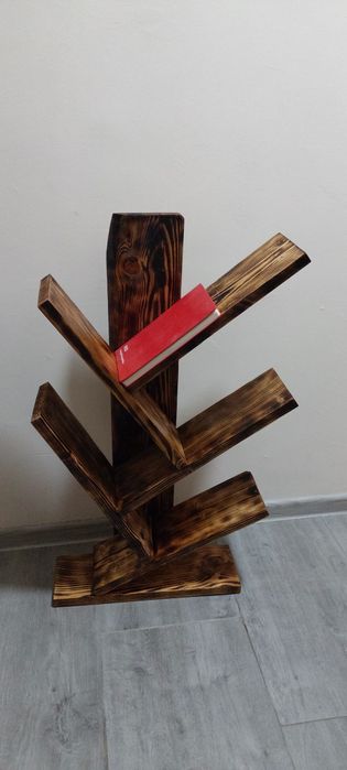 Дървена поставка за книги / ръчна изработка