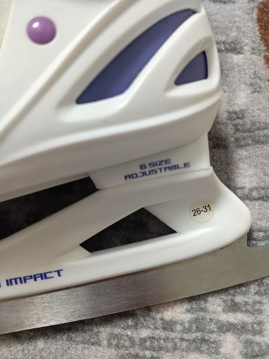 Продам детские коньки