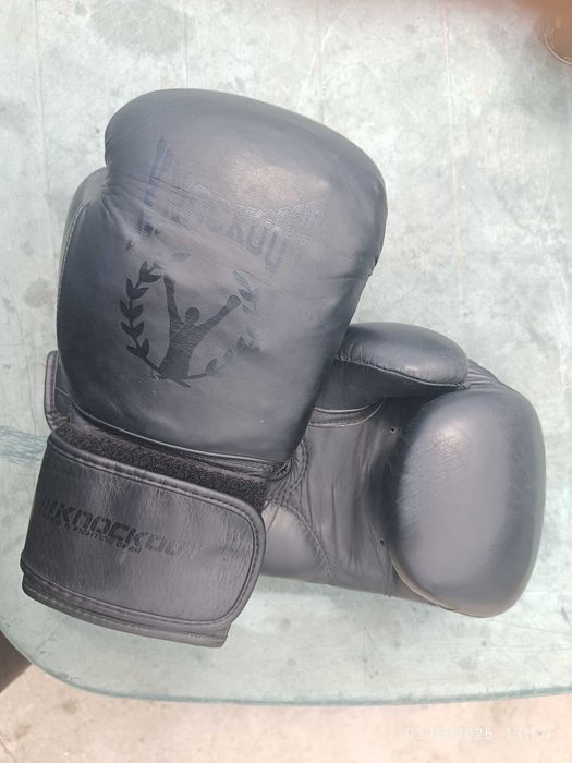 Mănuși box knockout