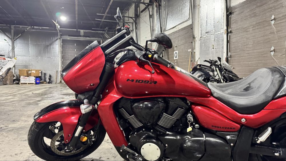 Suzuki boulevard M109 r
