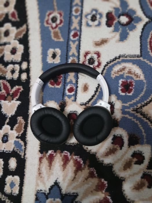 Наушник jbl t512