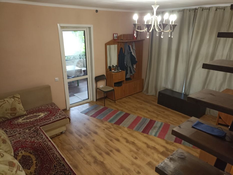 Продам 2-х эт. дачу на Пестром