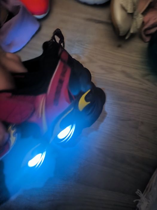 Skechers 25, 16 cm interior