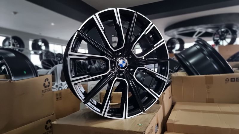 21 цола BMW-7 F01 5x120/5х120