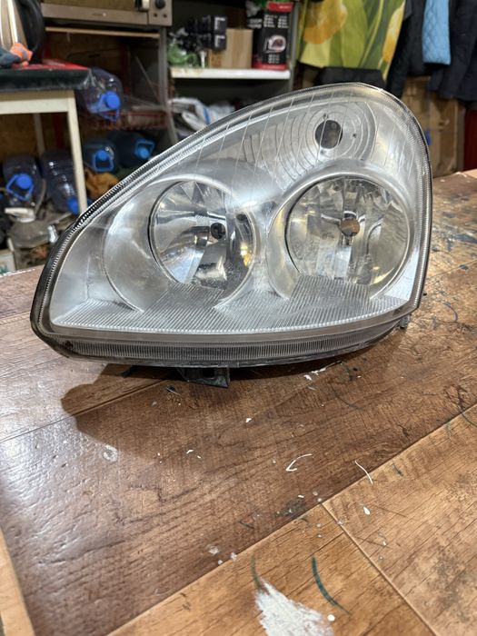 Фара приора левая бош