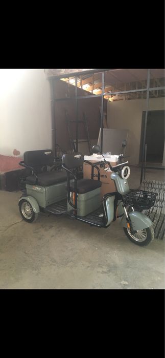 Скутер 3 балонлик сотилади