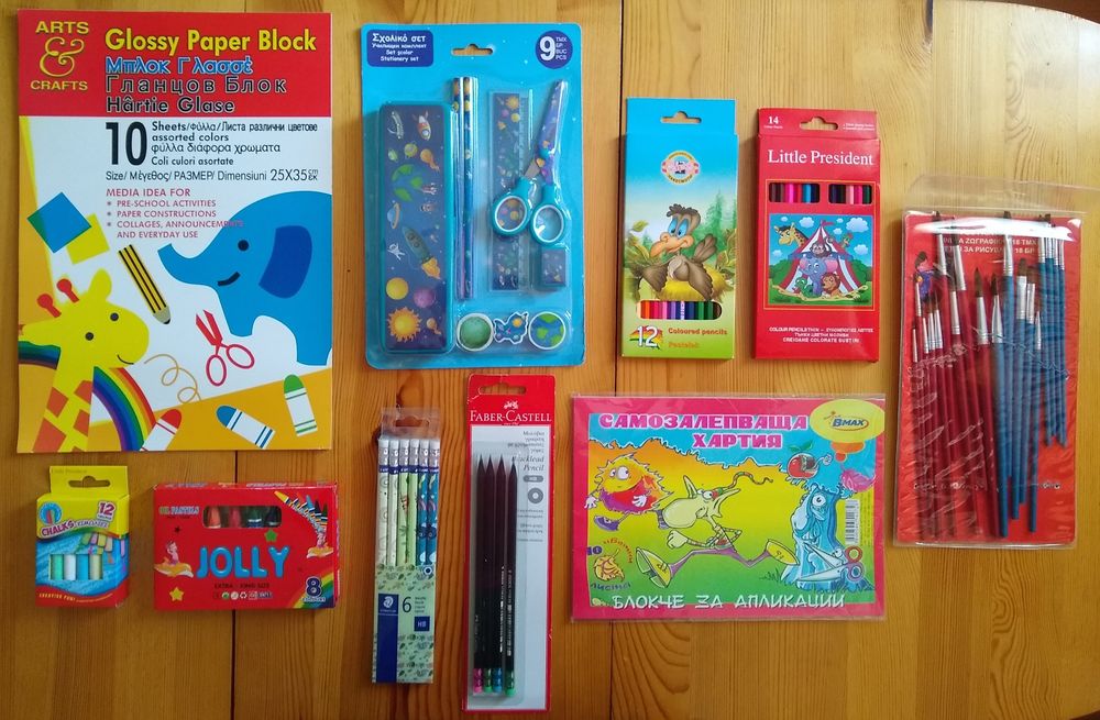 Различни канцеларски материали