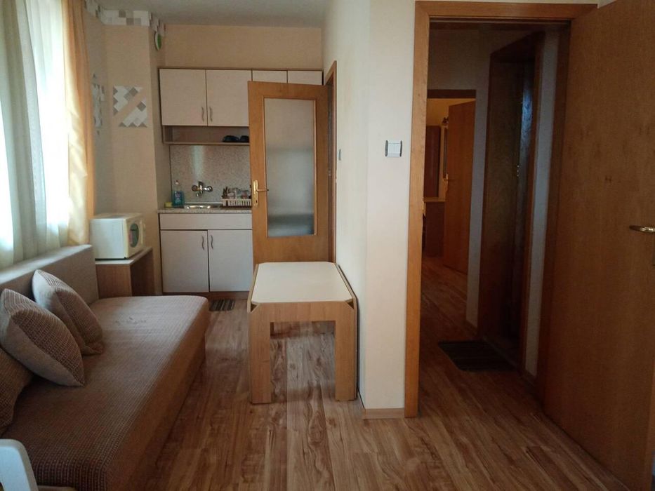 Продава се Двустаен апартамент в Созопол - 68 кв.м за 1736 €/кв.м - Снимка #2