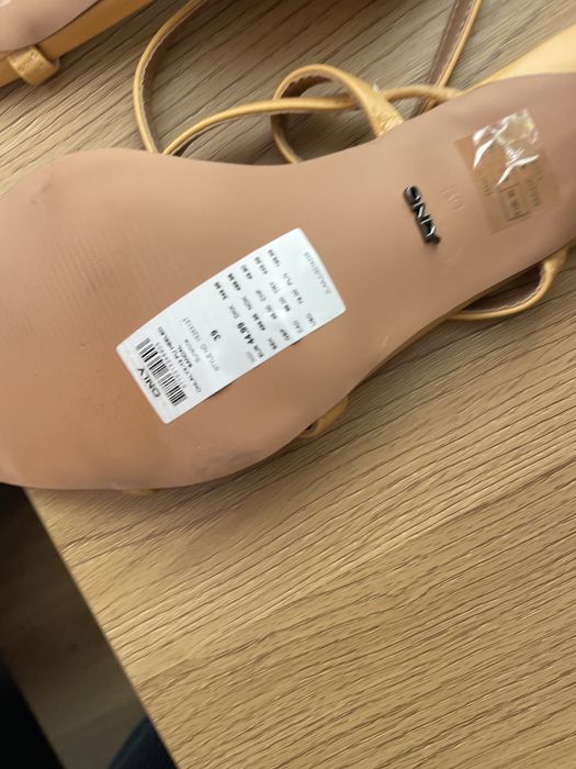 ONLY токчета / обувки НОВО