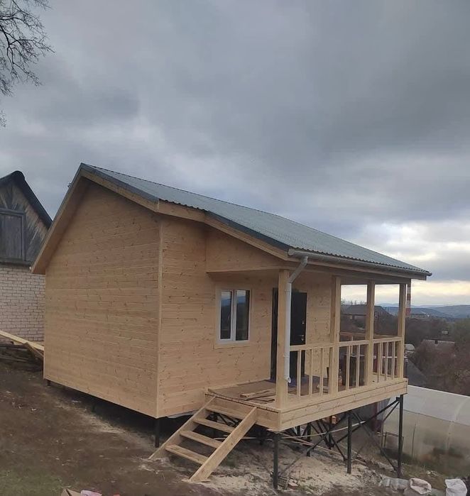 Vindem cabane tip A-frame